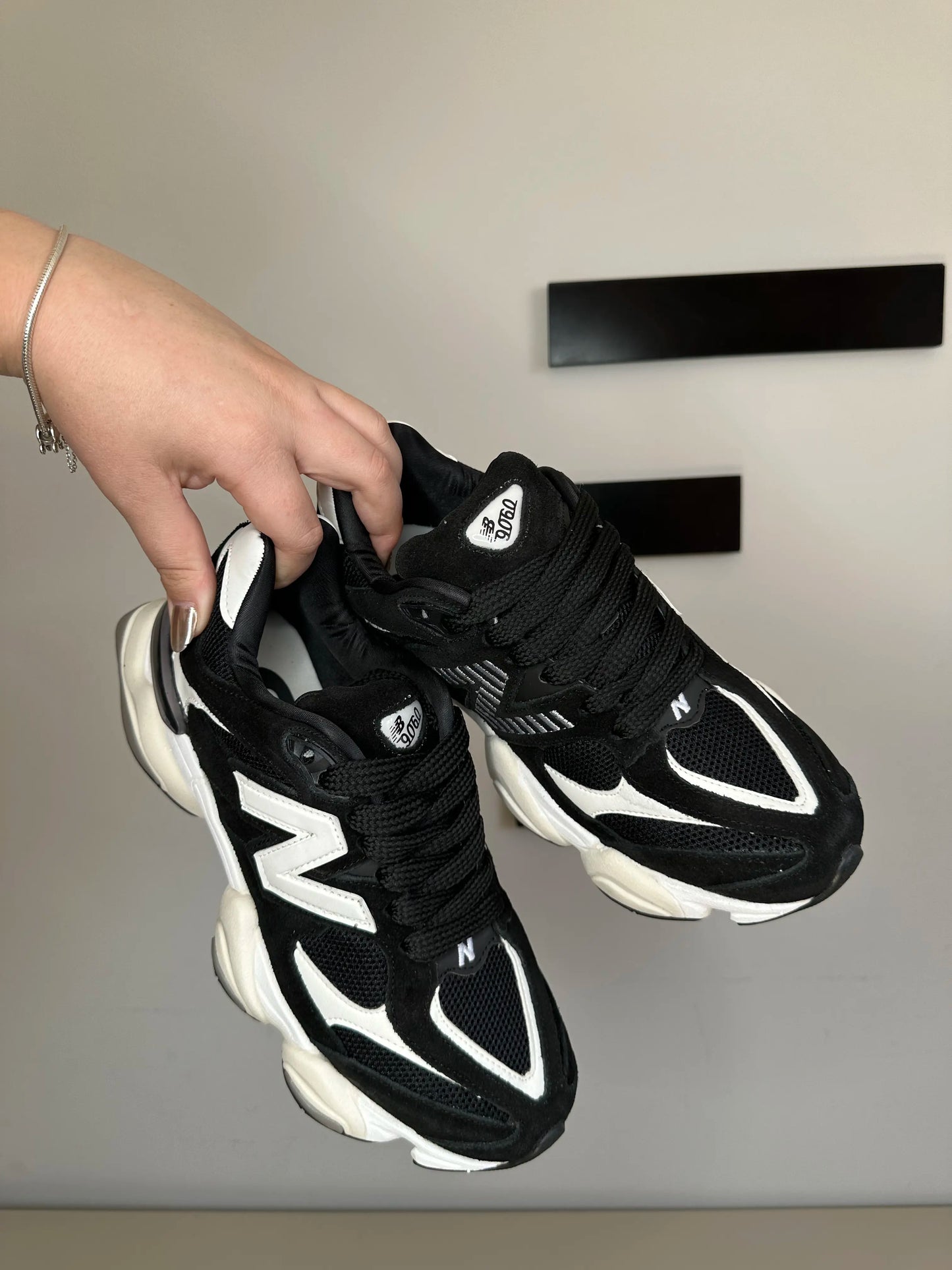 N B Sneakers 9060