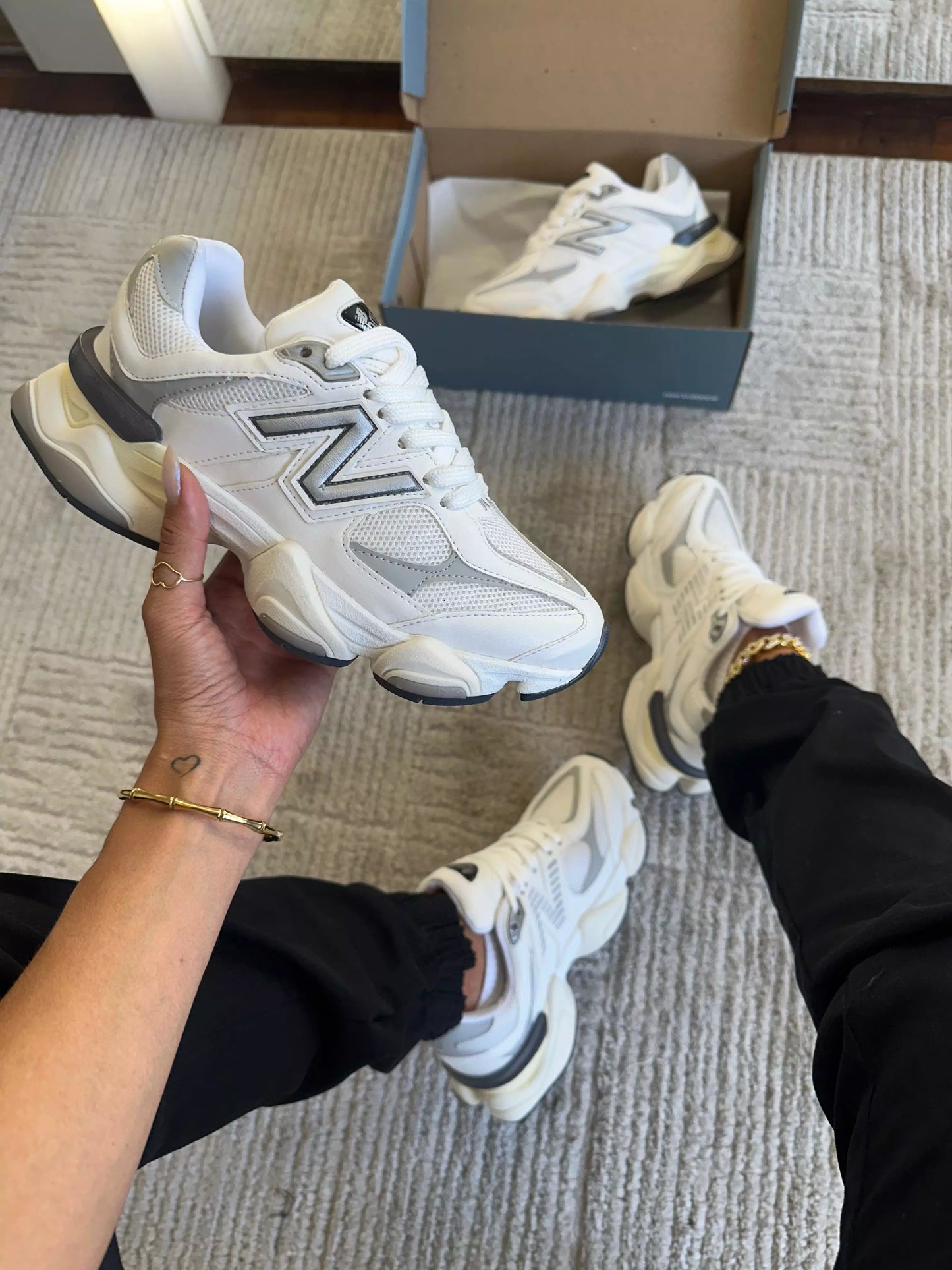 N B Sneakers 9060