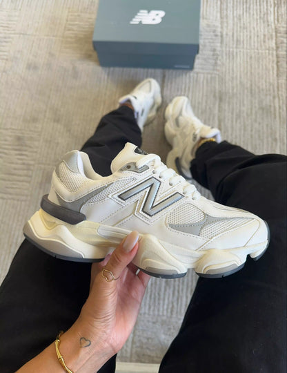N B Sneakers 9060